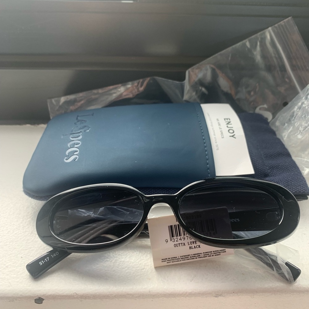 Le Specs Outta Love Black Oval Retro 90s Sunnies